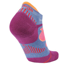 
                        
                          Load image into Gallery viewer, Balega Enduro Womens No Tab Show Socks
                        
                       - 2