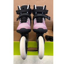 
                        
                          Load image into Gallery viewer, Rollerblade Macroblade 110 Women Inline Sk 27659
                        
                       - 2