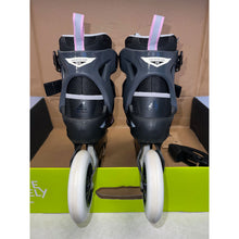 
                        
                          Load image into Gallery viewer, Rollerblade Macroblade 110 Women Inline Sk 27659
                        
                       - 4