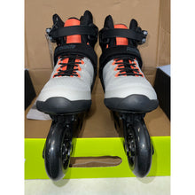 
                        
                          Load image into Gallery viewer, Rollerblade Macroblade 80 Womens Inline Sk 27665
                        
                       - 2