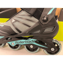 
                        
                          Load image into Gallery viewer, Rollerblade Zetrablade Womens Inline Skates 30124
                        
                       - 7