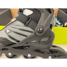 
                        
                          Load image into Gallery viewer, Rollerblade Zetrablade Womens Inline Skates 30124
                        
                       - 8