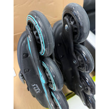 
                        
                          Load image into Gallery viewer, Rollerblade Zetrablade Womens Inline Skates 30125
                        
                       - 6