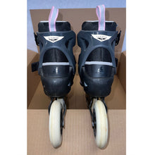 
                        
                          Load image into Gallery viewer, Rollerblade Macroblade 110 W Inline Skate 30139
                        
                       - 4