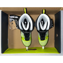 
                        
                          Load image into Gallery viewer, Rollerblade Macroblade 110 M Inline Skates 30145
                        
                       - 4