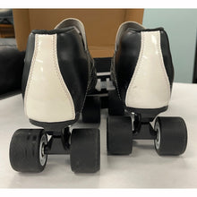 
                        
                          Load image into Gallery viewer, Vanilla Junior Code Unisex Roller Skates 30259
                        
                       - 3