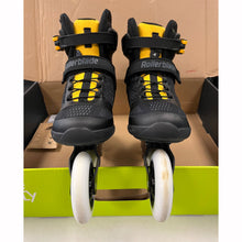 
                        
                          Load image into Gallery viewer, Rollerblade Macrobld 100 3WD M Inline Skates 30260
                        
                       - 2