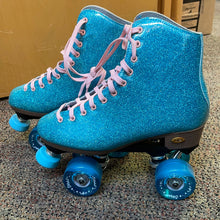 
                        
                          Load image into Gallery viewer, Sure Grip Stardust Glitter Uni Roller Skates 30498
                        
                       - 3