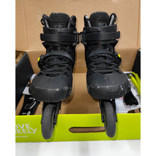 
                        
                          Load image into Gallery viewer, Rollerblade Twister XT M Urban Inline Skates 31959
                        
                       - 2