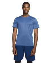 
                        
                          Load image into Gallery viewer, Nike Legend 2.0 Mens Short Sleeve Crew Shirt
                        
                       - 24