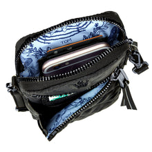 
                        
                          Load image into Gallery viewer, Oliver Thomas Cell Phone Crossbody
                        
                       - 4