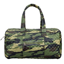 
                        
                          Load image into Gallery viewer, Oliver Thomas Wanderlust Weekender Duffle Bag
                        
                       - 3